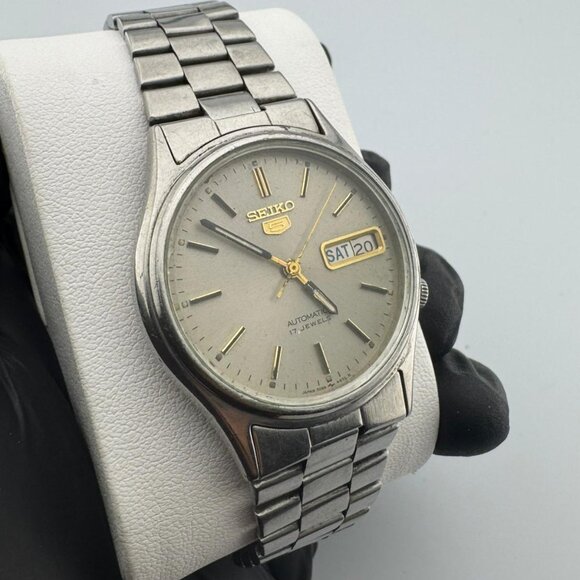 Seiko 5 Automatic 17 Jewels - Vintage Wrist Watch - Made in Japan - Picture 1 of 12